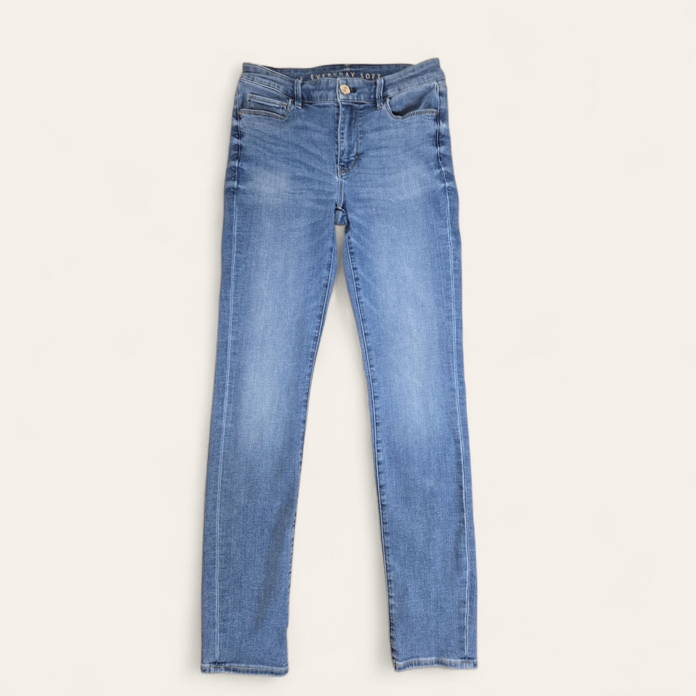 White House Black Market Light Blue Skinny Jeans‎
